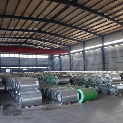 Gegalvaniseerd het Staalbroodje van AZ150 Aluzinc 600 - 1250mm Zincalume Staalrol